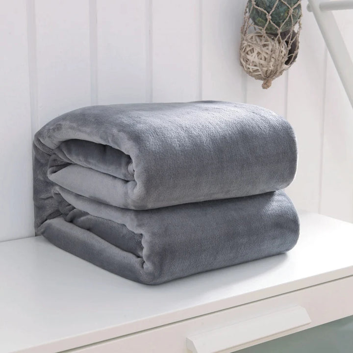 Flannel Blanket Dark Green Fleece Blandets Soft Warmth Solid Black Throw Winter Bed Linen Sheet Bedspread Home Textile 150*200cm